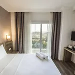 Dekatria Rooms&aparts 3*