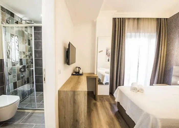 Dekatria Rooms&aparts 3* 卡斯