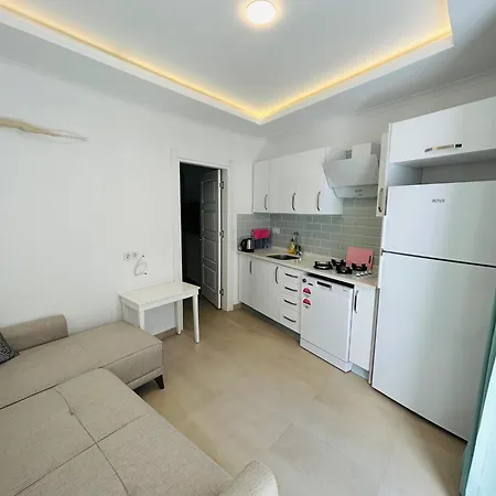 מלון Dekatria Rooms&aparts 3*