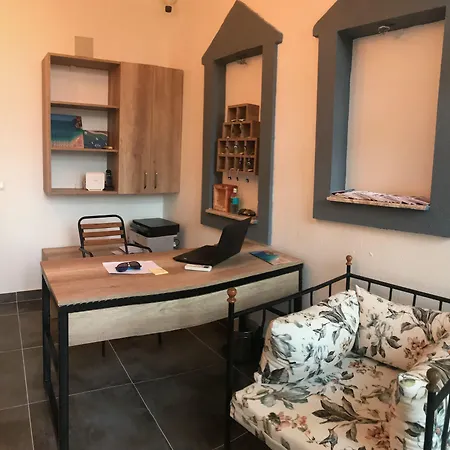 Hotel Dekatria Rooms&aparts