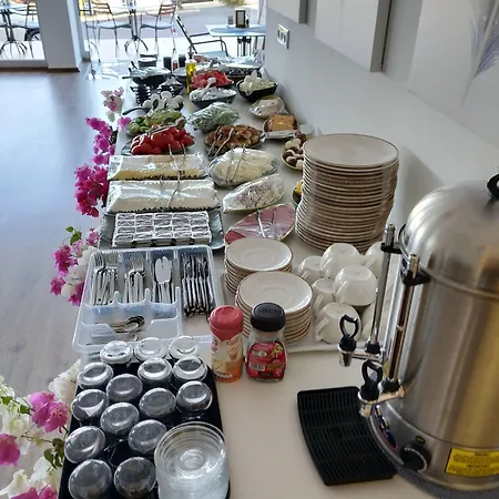 Dekatria Rooms&aparts Hotel 3*