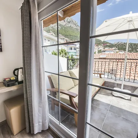 Dekatria Rooms&aparts 3*