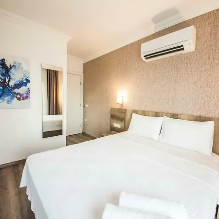 Dekatria Rooms&aparts Hotel