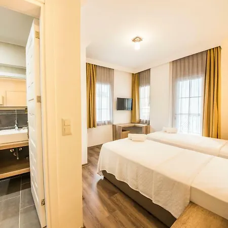 Dekatria Rooms&aparts קס