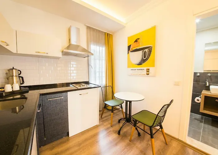 Dekatria Rooms&aparts 3*