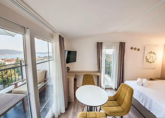 Otel Dekatria Rooms&aparts