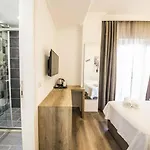 Dekatria Rooms&aparts 3* كاس