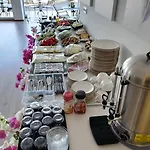 Dekatria Rooms&aparts فندق 3*