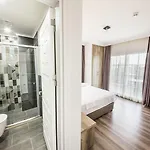 فندق Dekatria Rooms&aparts 3*