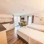 Dekatria Rooms&aparts فندق