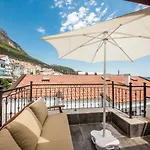 فندق Dekatria Rooms&aparts 3*