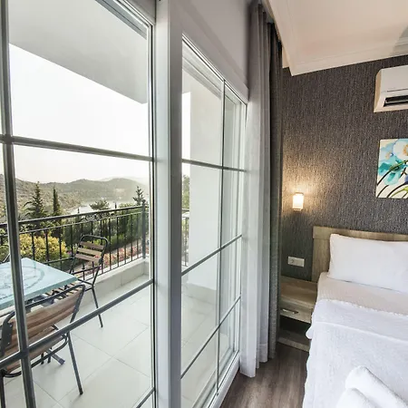 Dekatria Rooms&aparts Hotel 3*