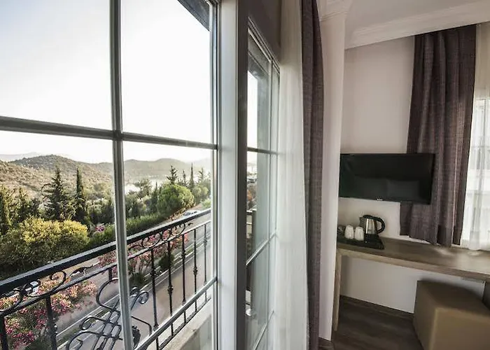 Dekatria Rooms&aparts Hotel 3*