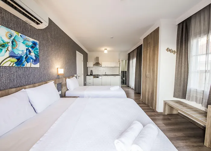 Dekatria Rooms&aparts 3*