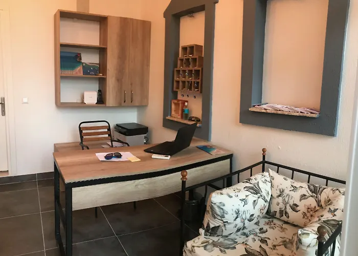 Hotel Dekatria Rooms&aparts