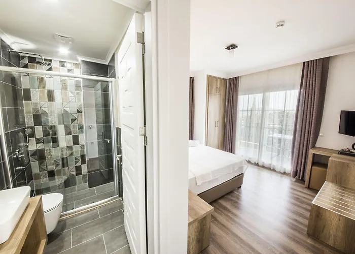 Hotel Dekatria Rooms&aparts 3*