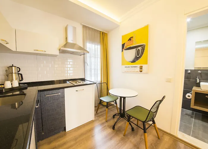 Hotel Dekatria Rooms&aparts 3*