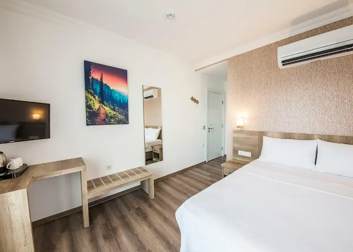Dekatria Rooms&aparts Hotel 3*
