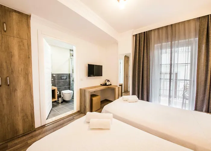 Dekatria Rooms&aparts Hotel